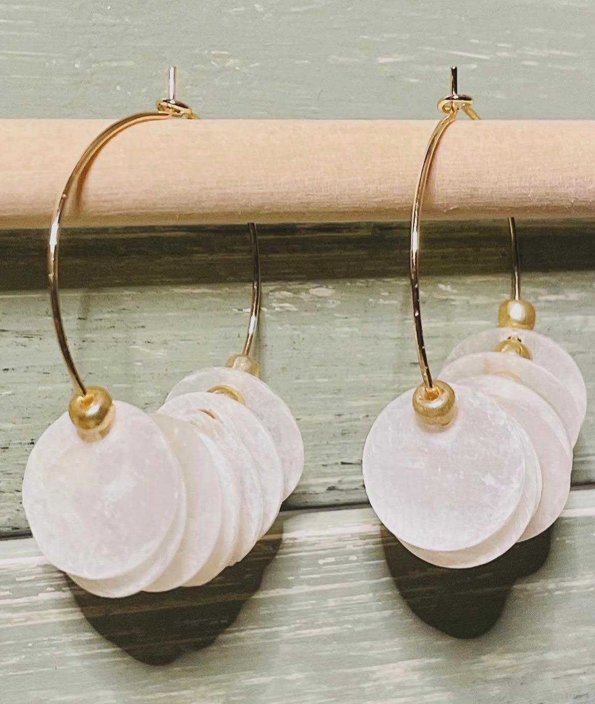 Pearly Coast Hope Earrings: Small