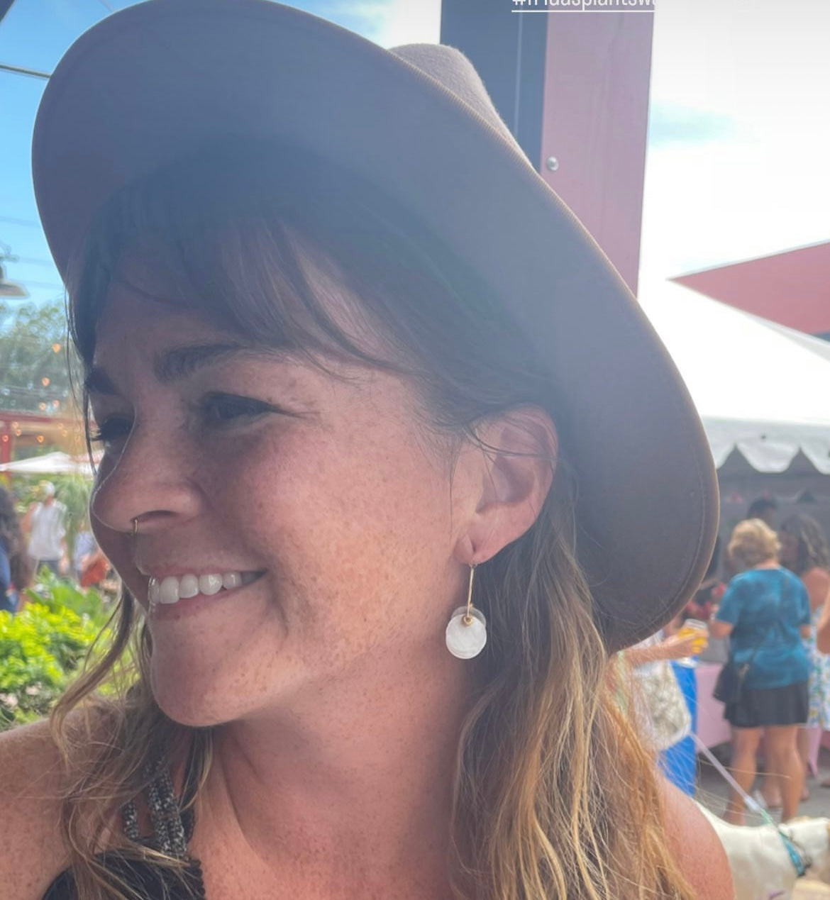 Pearly Coast Hope Earrings: Small