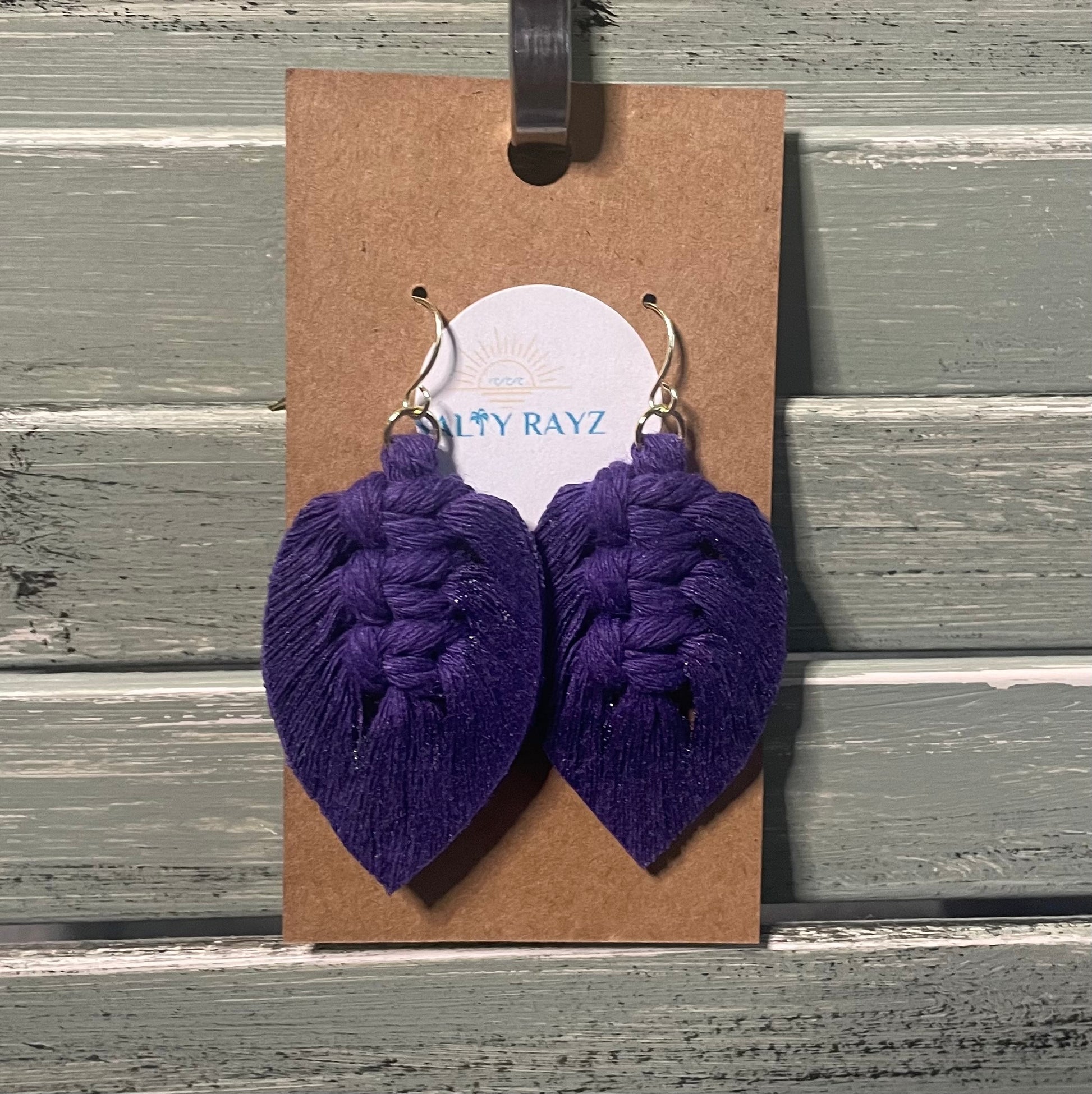 Macrame Earrings -Sprayed Feathers