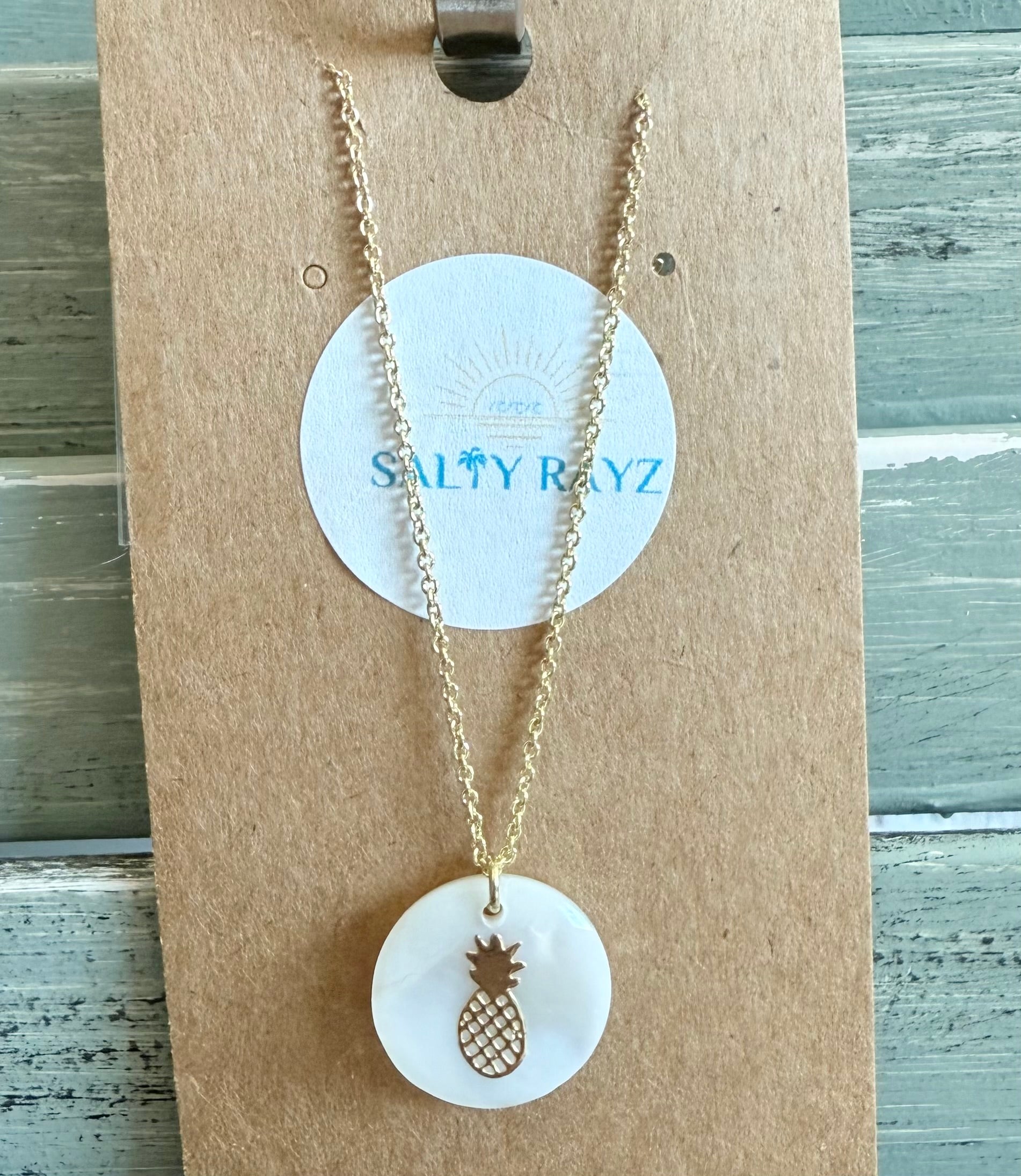 Fresh Water Shell Necklace: Pineapple