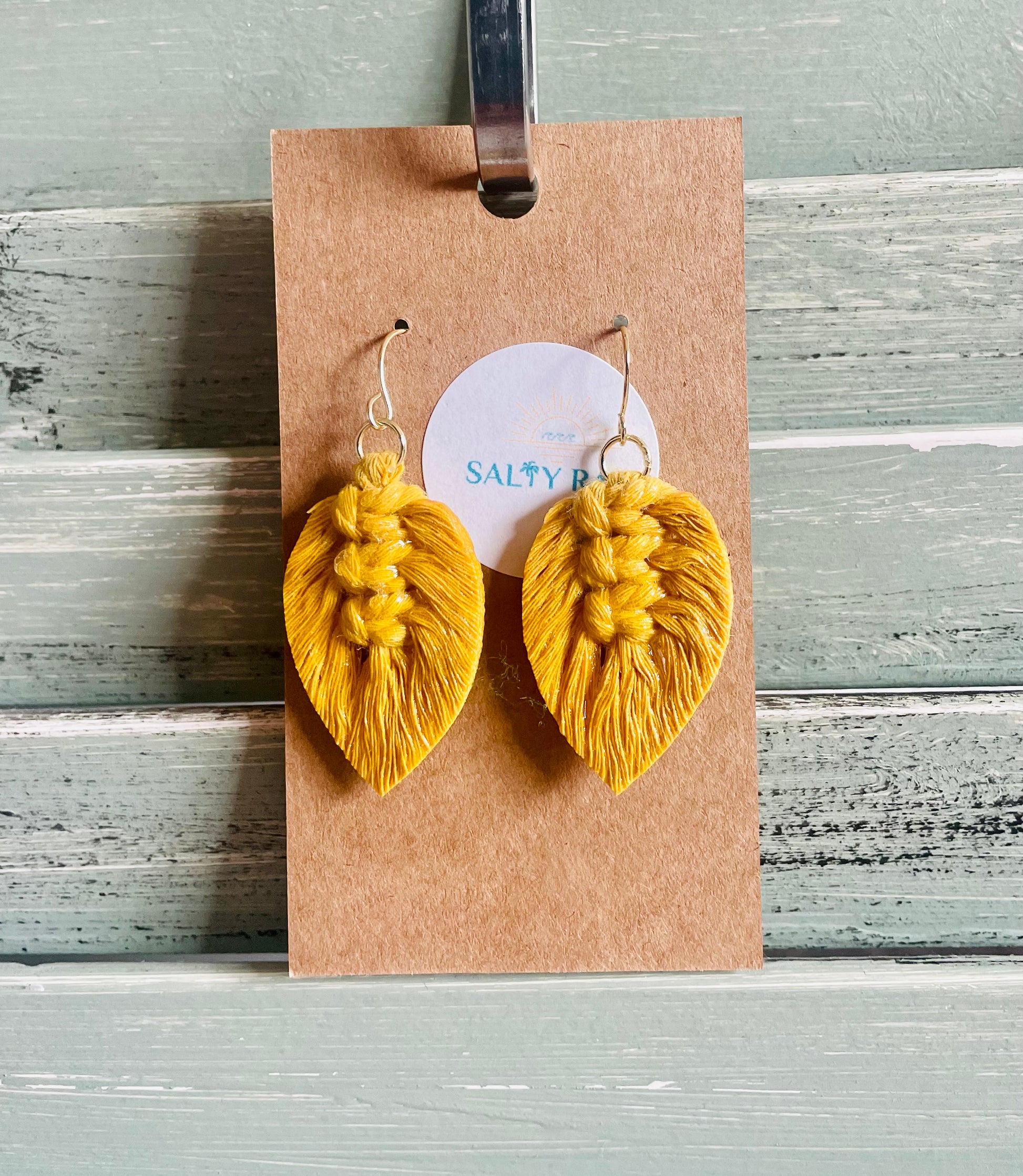 Macrame Earrings -Sprayed Feathers